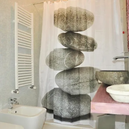 Villa Pugliola Sleeps 6 With Pool And Wifi